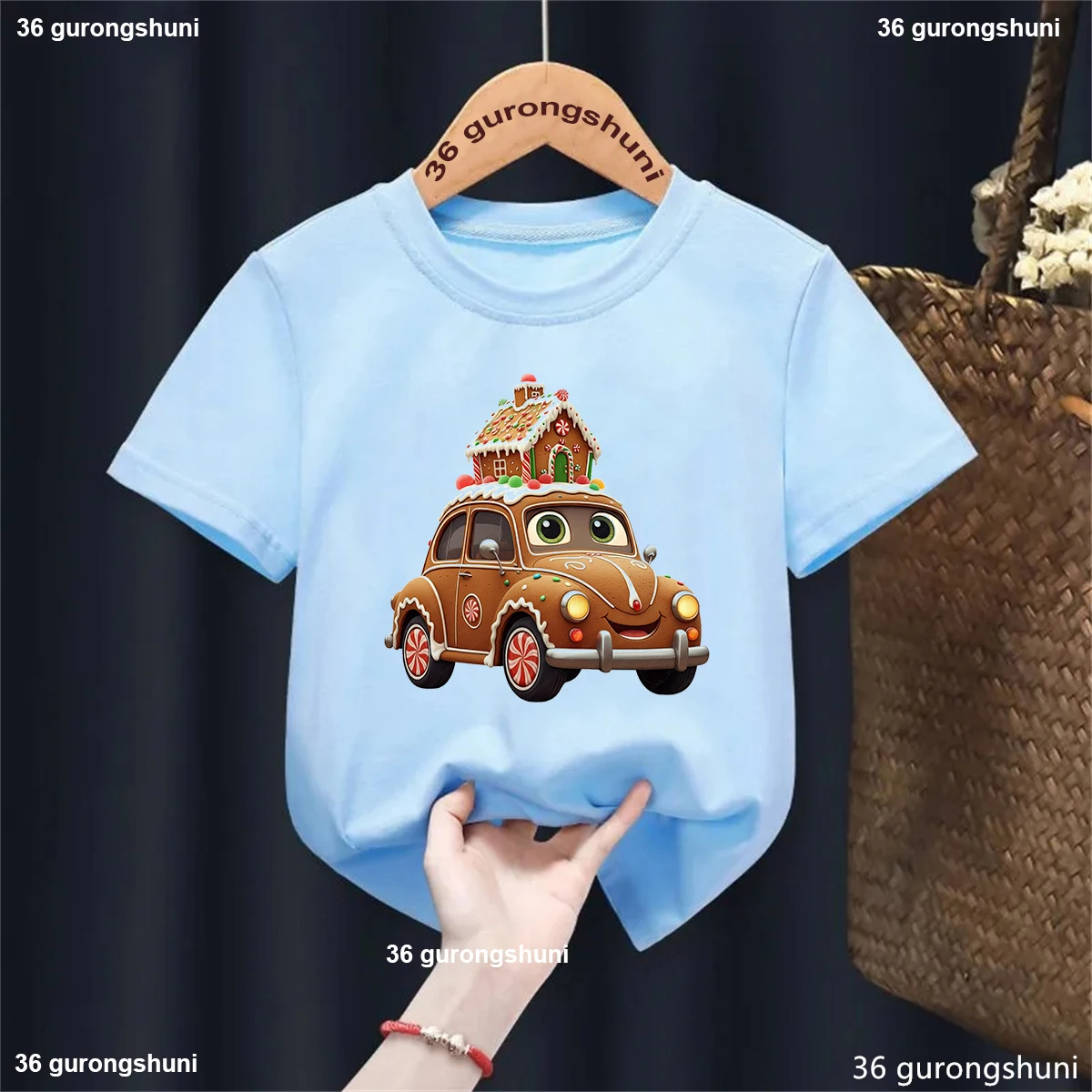 Kawaii Weihnachtsauto T-Shirt für Kinder – Lustiges Geschenk – H17944W , 24M
