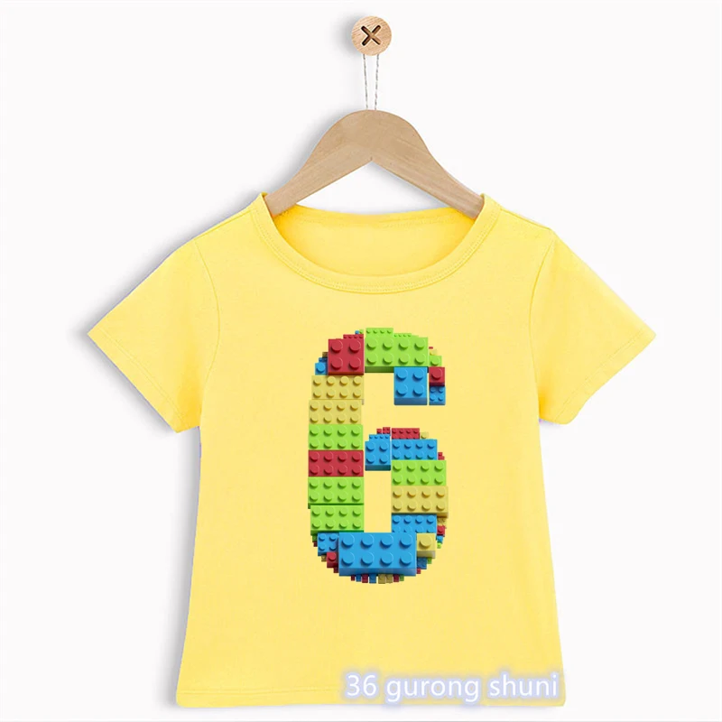 Kreatives T-Shirt für Jungen mit Bauklötzen und Namen – 15984Y , 4T