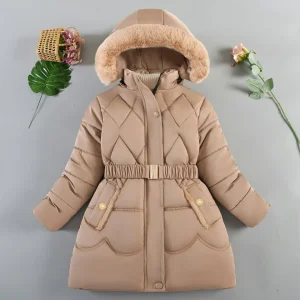 Stylischer Wintermantel für Mädchen mit warmem Futter und langen Schnitt