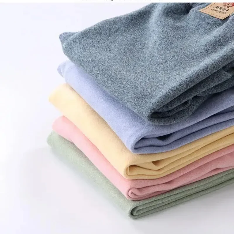 Bequeme, gefütterte Kinderleggings für den Winter in großer Größe – Bild 4