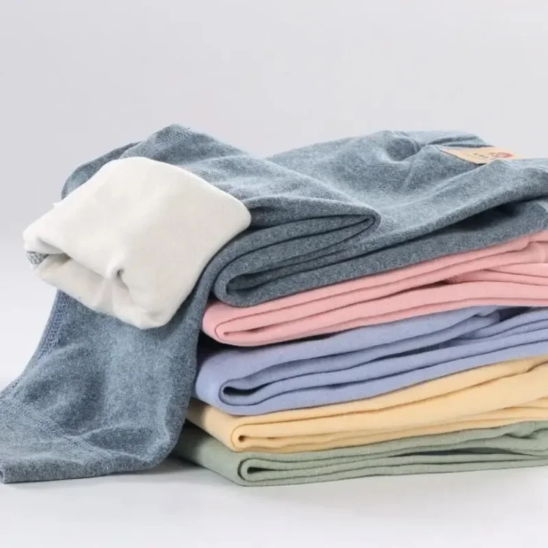 Bequeme, gefütterte Kinderleggings für den Winter in großer Größe – Bild 3