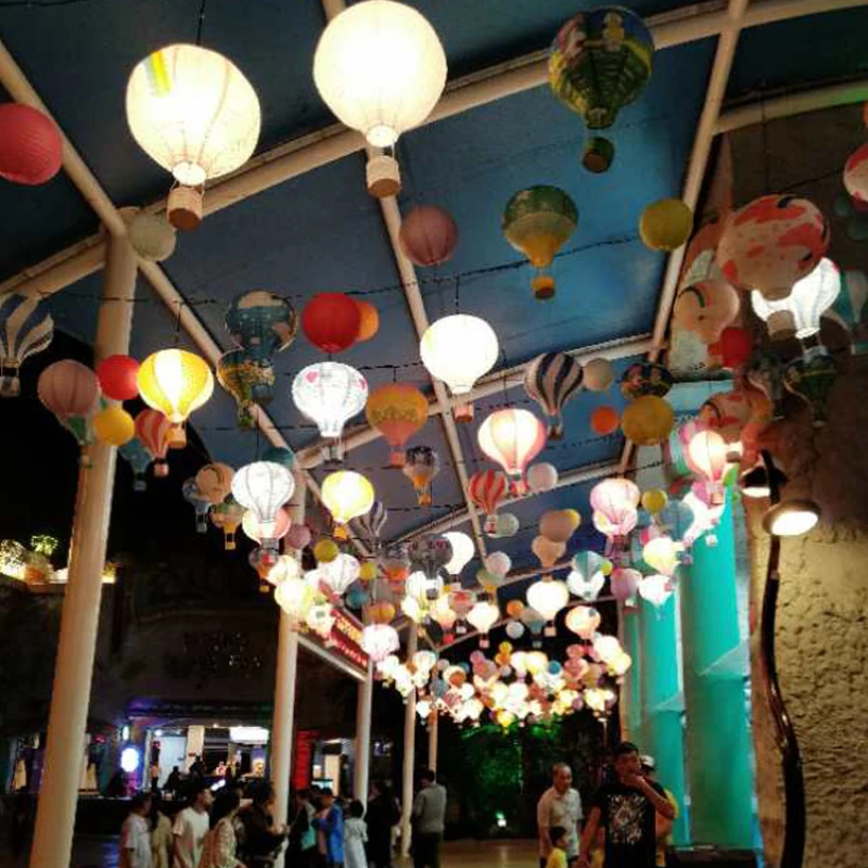 Bunte Faltlaterne im Heißluftballon-Design für Feiern – Bild 5