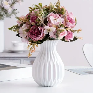 Moderner Minimalistischer Kunststoffvase für stilvolle Innenräume