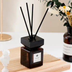 Wohltuender Raumduft: 100ml Diffuser mit Rattanstäbchen
